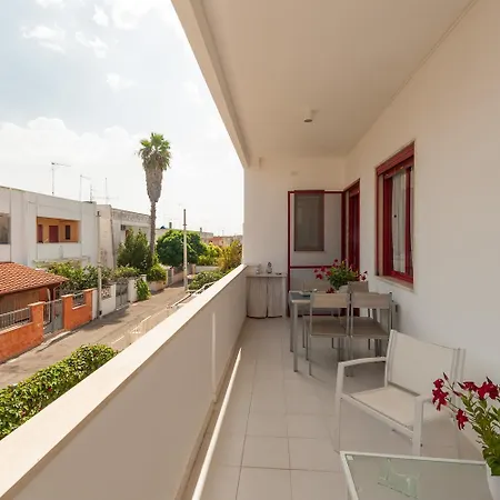 Casamare Leopardi Apartment *
